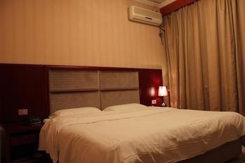 Dongfang Hotel Harbin Eksteriør bilde