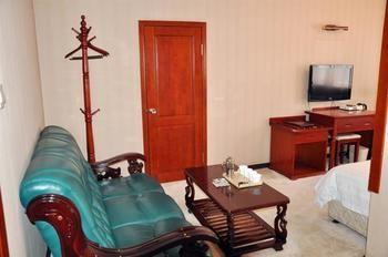 Dongfang Hotel Harbin Eksteriør bilde
